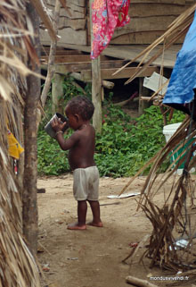 Orang Asli boy- Taman Negara - Malaisie